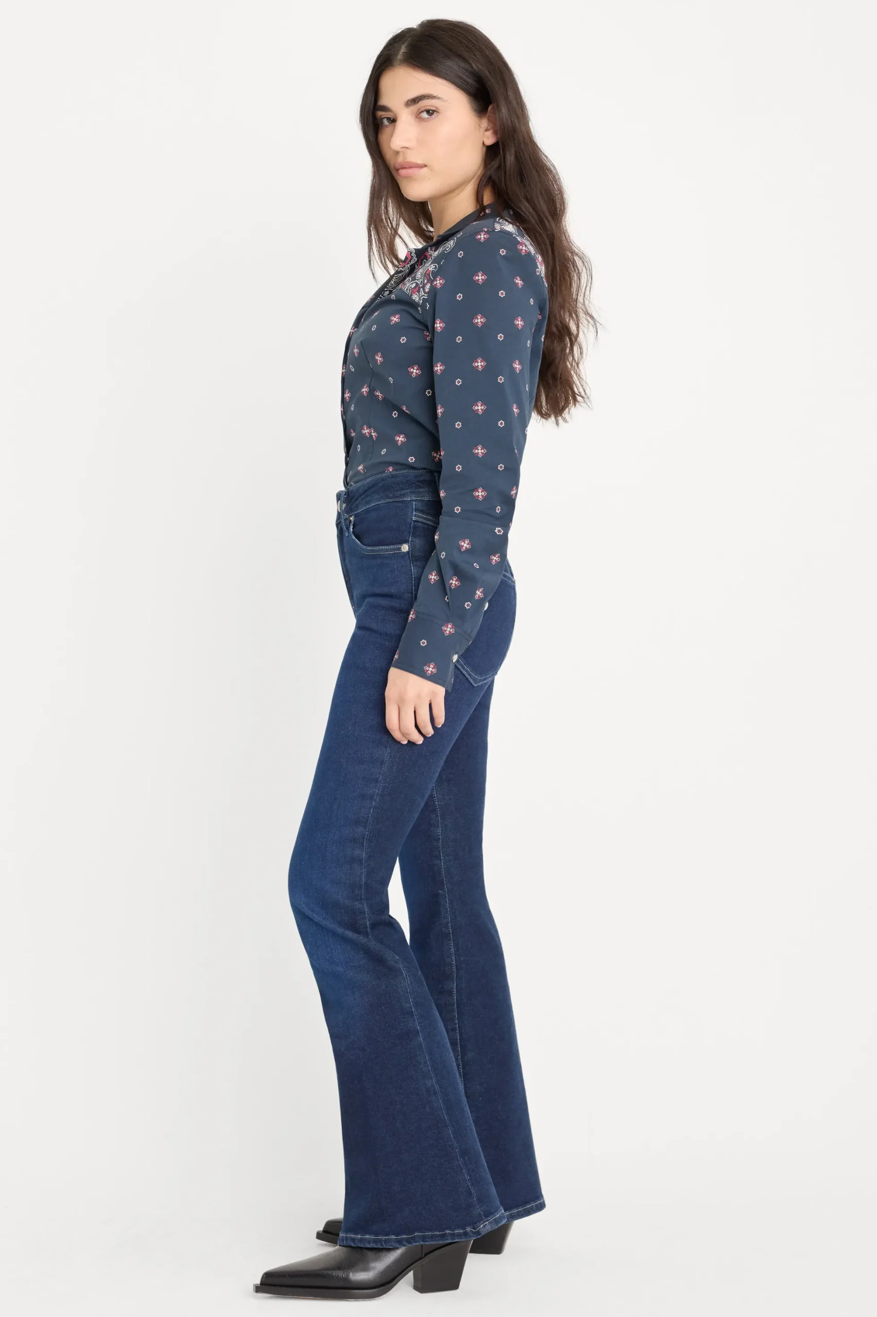 dolly joleans petite flare jeans