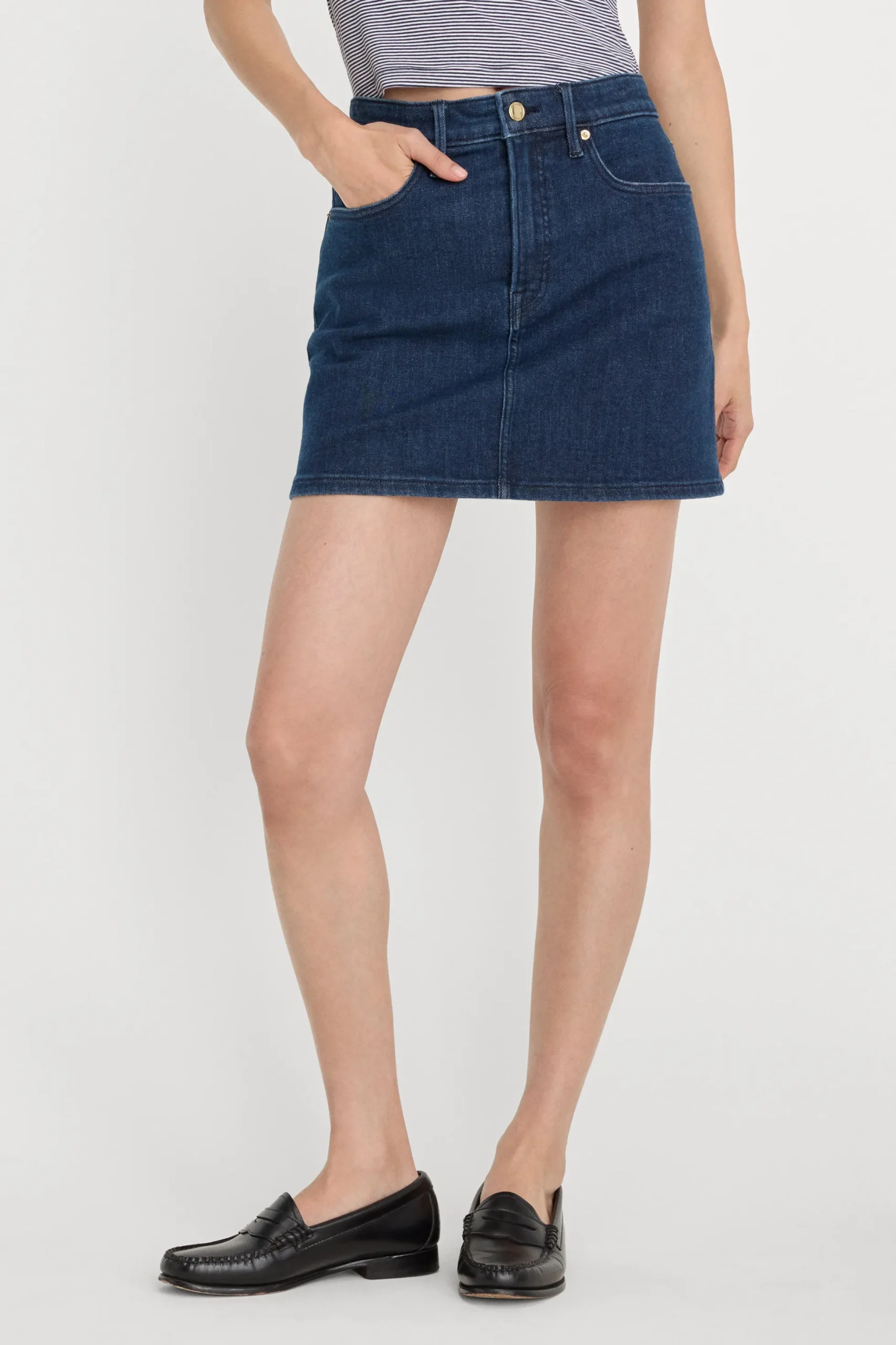 good 90s mini skirt