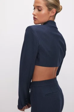 ponte super cropped blazer