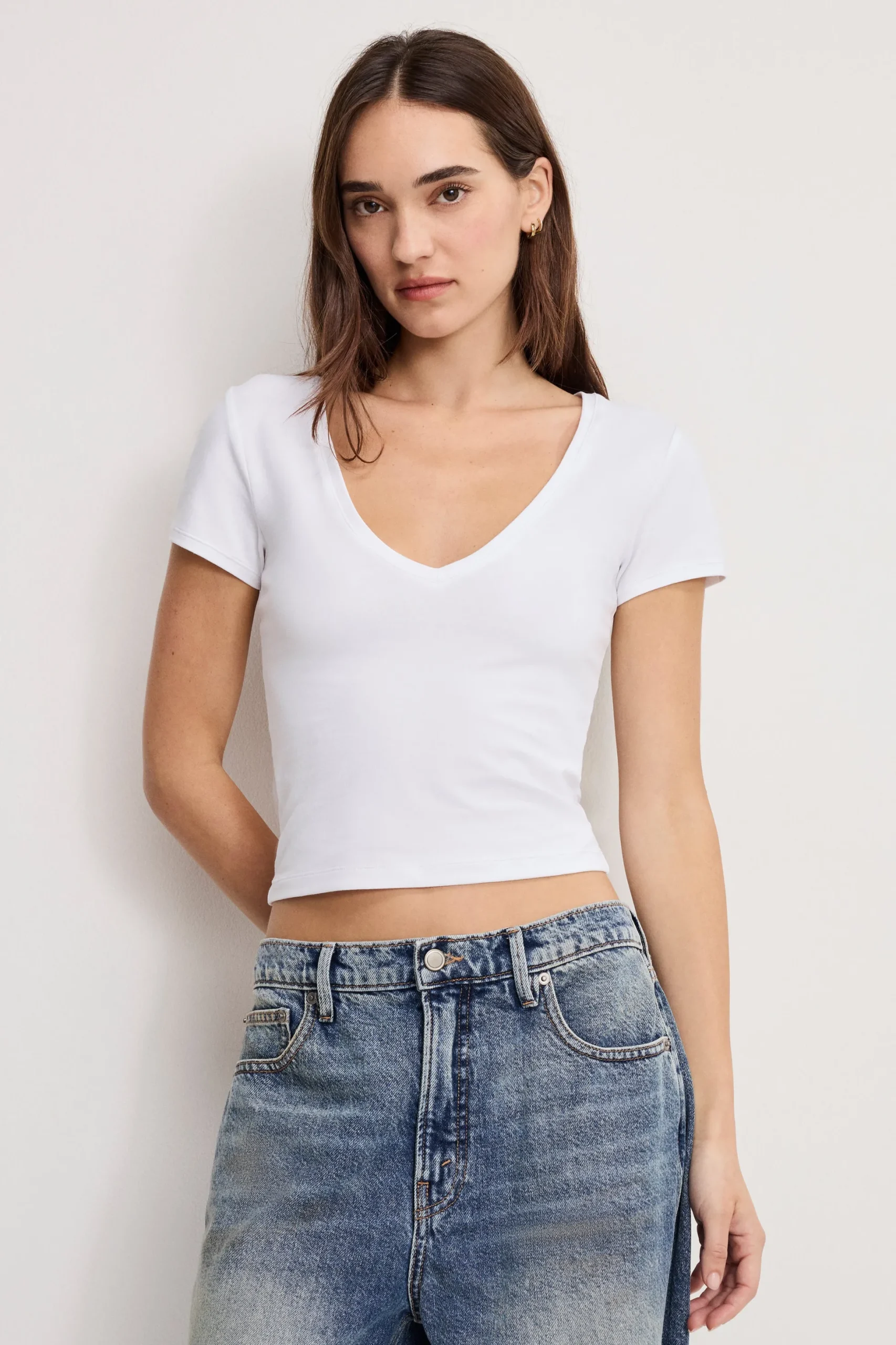 super stretch v neck baby tee