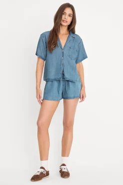 the denim pull on short