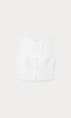 the eyelet top