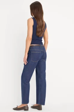 weightless boyfriend jeans