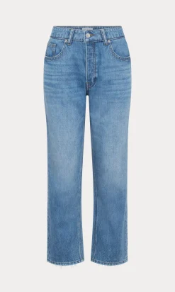 weightless boyfriend jeans