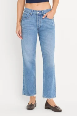 weightless boyfriend jeans