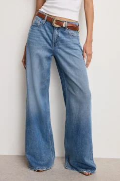 weightless good ease jeans